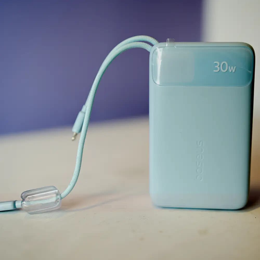 Baseus FC11 power bank LED battery display detail