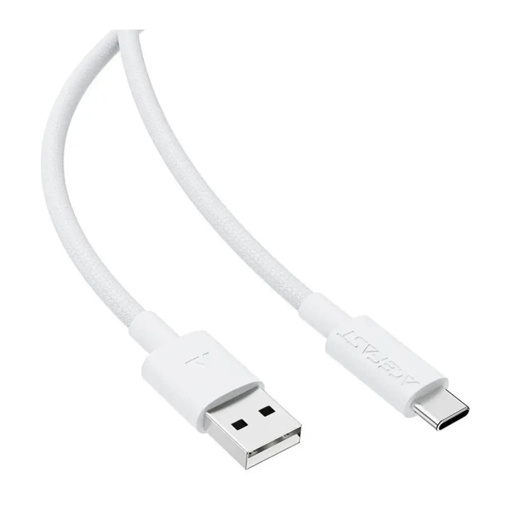 Close-up of nylon braided wire on ACEFAST C18-04 cable