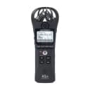 Zoom H1n recorder with built-in stereo microphone