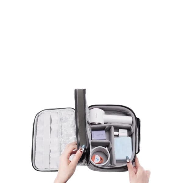 Momax 1-World Organiser Tech Kit (SR35) Momax 1-World Organiser Tech Kit (SR35)
