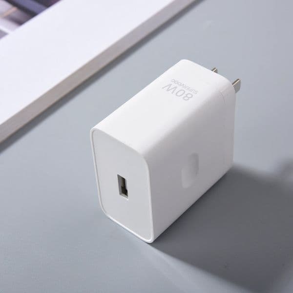 Realme SUPERVOOC 80W Power Adapter with Type-C Cable Realme SUPERVOOC 80W Power Adapter with Type-C Cable