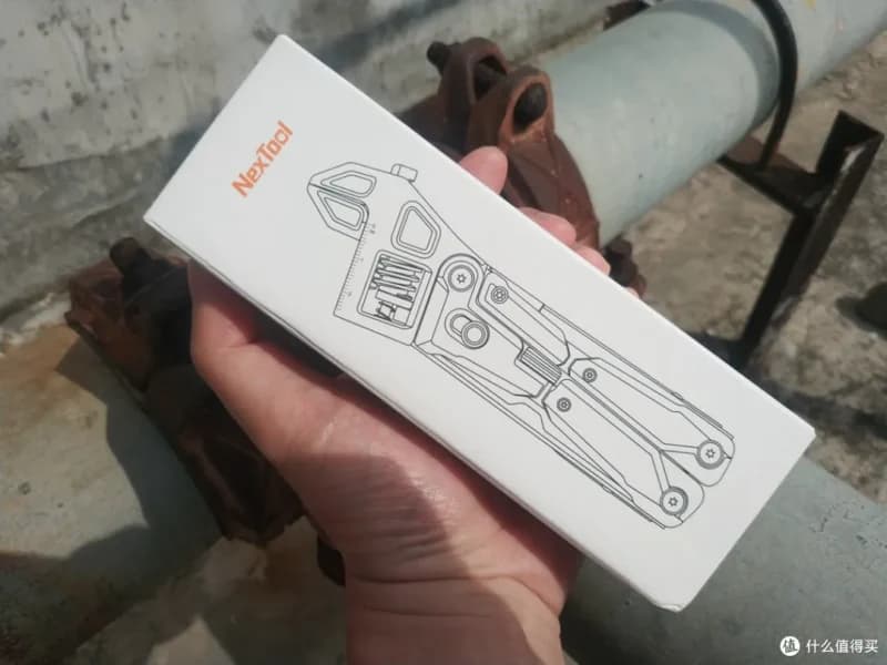 NexTool W4 Adjustable Ratchet Wrench Multi-Tool Pliers NexTool W4 Adjustable Ratchet Wrench Multi-Tool Pliers
