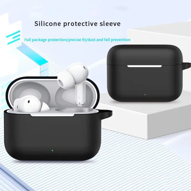 realme Buds T200 Silicone Case Cover with Metal Carabiner Hook realme Buds T200 Silicone Case Cover with Metal Carabiner Hook