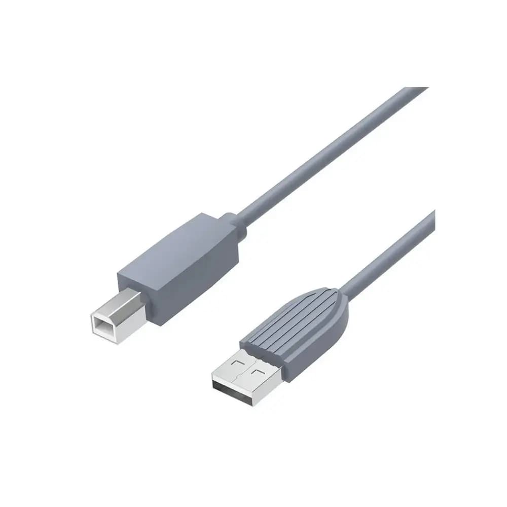 USB Type-A male and Type-B male connectors on the Yuanxin YUX-002 cable USB Type-A male and Type-B male connectors on the Yuanxin YUX-002 cable